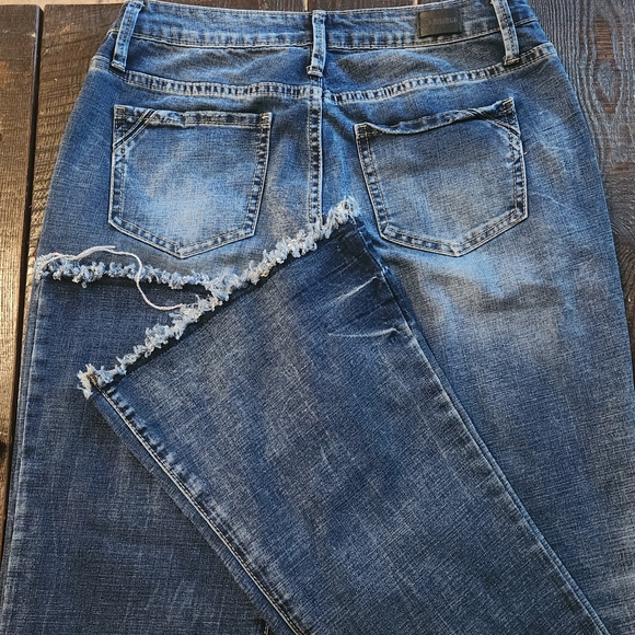 Women's Distressed Blue Jeans - FLAMINGALS - Picture 2 of 2